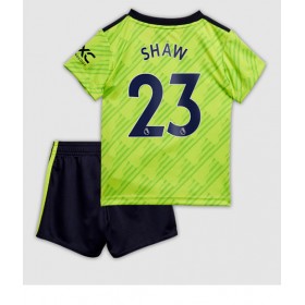 Baby Fußballbekleidung Manchester United Luke Shaw #23 3rd Trikot 2022-23 Kurzarm (+ kurze hosen)